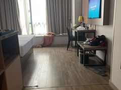 -如家精选酒店(广州萝岗宝能演艺中心香雪地铁站店)