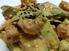 黄瓜拌油条-闫府私房菜·老字号(恒隆店)