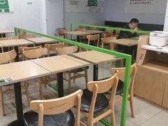 大堂-老乡鸡(潜山南岳路店)