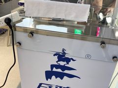 -白骑士欧洲蛋糕店(夏威夷店)