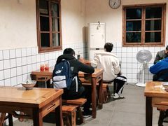 大堂-矮子粉店1985·长沙米粉(湘春路店)