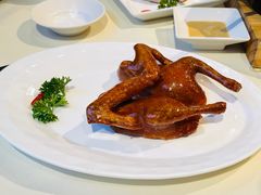 玻璃脆皮乳鸽-利苑酒家(金宝店)