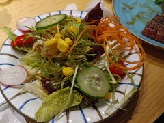 -枝魯枝魯自助料理
