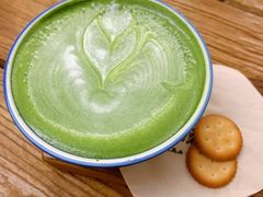 抹茶拿铁-邊渡咖啡