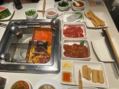 -海底捞火锅鲜切牛肉主题店(长寿路店)