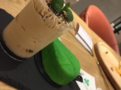 -LO CALCOW卡路力轻食主义餐厅(陆家嘴店)