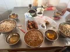-正宗杨记普洱酸醋米线(总店)