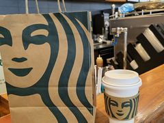 -星巴克(昆明机场III店)