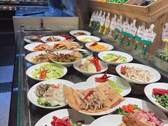 -头上红煨盐鸡·非遗院子餐厅