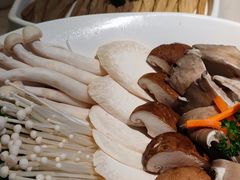 -左庭右院鲜牛肉火锅(浦江欢乐颂店)