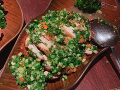 大理风味葱椒鸡-花马天堂云南餐厅 Lost Heaven(高邮路店)