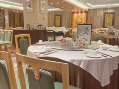 -广州中心皇冠假日酒店·百粤楼