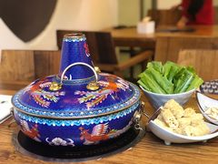 -毛辣果·贵州红酸汤牛肉火锅(西单店)