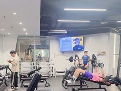 -超鹿运动(达信大厦店)