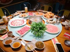 -领鲜潮牛鲜牛羊肉火锅(宏昌店)