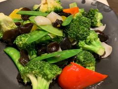 -港丽餐厅(高德置地店)