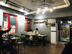 大堂-猫头鹰炸鸡