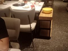 大堂-三人行骨头王火锅(长寿店)