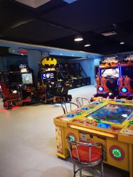 -蹦蹦乐园(南桥百联店)