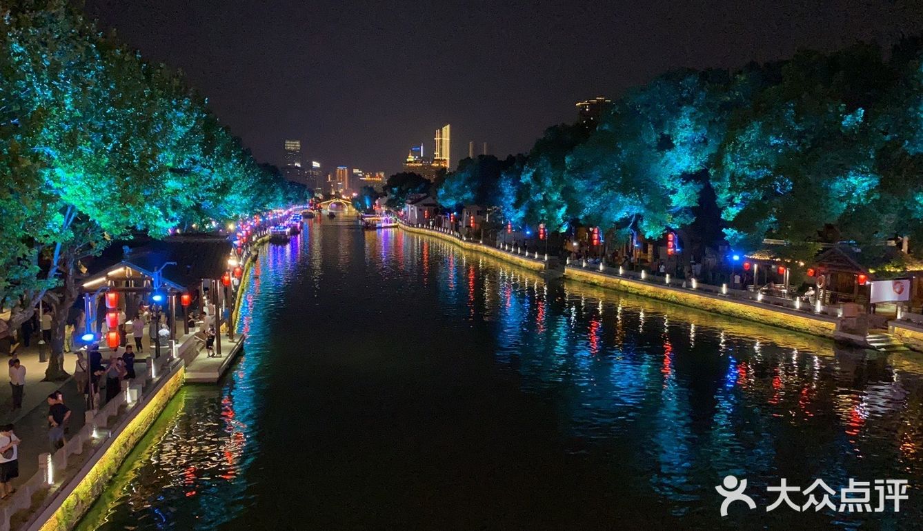 邂逅夜南长街