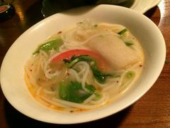 -山珍王国·云南野生菌石锅鱼