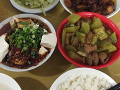 -十一街苍蝇馆子转经消江湖菜(九眼桥十一街店)