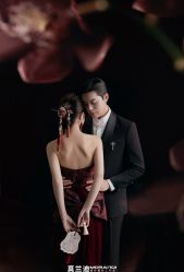 -莫兰迪婚纱摄影