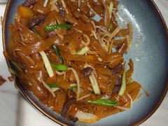 牛肉炒河粉-陶陶居酒家(新天地店)