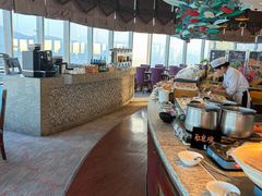 -怡豪大饭店·49楼旋转自助餐厅
