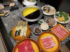 -牛YO寿喜烧·铁板烧和牛火锅自助(市府恒隆店)