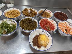 -裕新楼粉面馆·石磨手工粉(四方坪店)