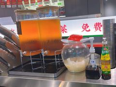 -成都你六姐·牛肉冒菜(信泰中心商场店)