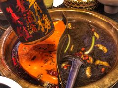 -小天鹅火锅·一线江景洪鼎旗舰店(洪崖洞店)
