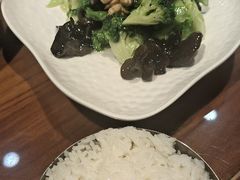 -那家老院子东北菜·饺子·小鸡炖蘑菇(艳华街店)