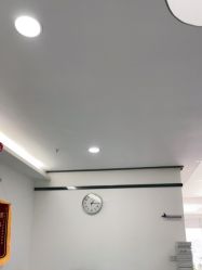 -蕾特恩专业祛痘·皮肤管理