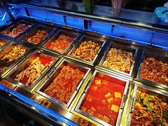 -布罗城堡自助烧烤(鸿通城购物中心店)