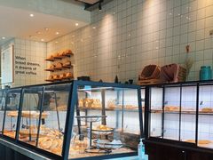 面包甜点陈列柜-81bakery(关山路店)