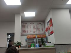 -何记酿皮店(西流湾店)