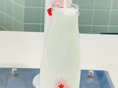 -红星前进面包牛奶公司(君太店)