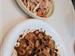 -勇利赵家烤肉坊(含光路店)