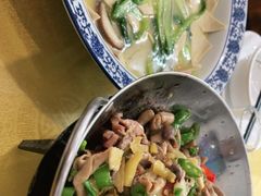 -辣妹川菜馆(益健路店)