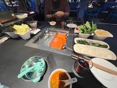 -海底捞火锅智慧餐厅(中骏世界城店)