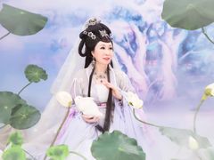 -九月鹰飞汉服摄影工作室