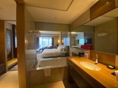 -青岛富力艾美酒店