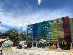 -百里峡七彩艺术小镇