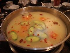-小天鹅火锅·一线江景洪鼎旗舰店(洪崖洞店)