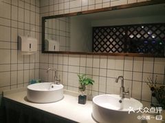 -LUCCA卢卡西班牙海鲜饭(远洋广场店)