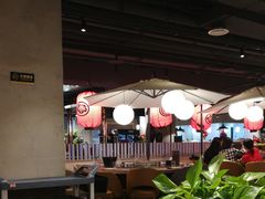 大堂-日进一片海.生腌海鲜火锅.宵夜烧烤(三里屯总店)