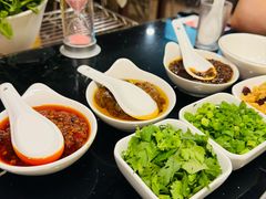 -丫丫汤膳打边炉(宏府408坊店)