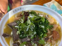 -文山荷鲜居(翠湖店)